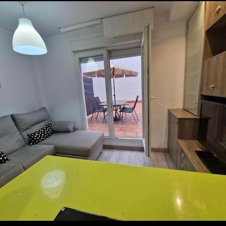 Apartamento Con Terraza Y Parking Gijón Oda fotoğraf